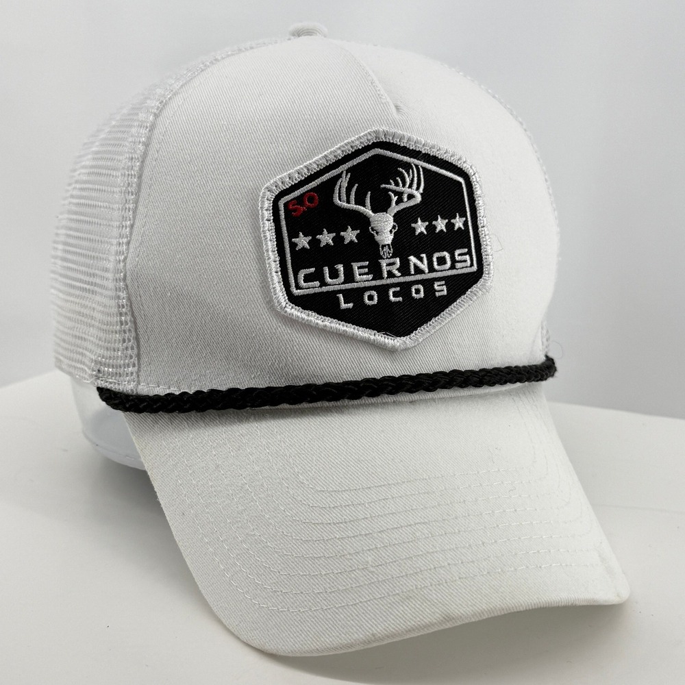 Cuernos Locos Deer Skull Patch Rope Trucker Hat Men OSFA White Cotton Mesh